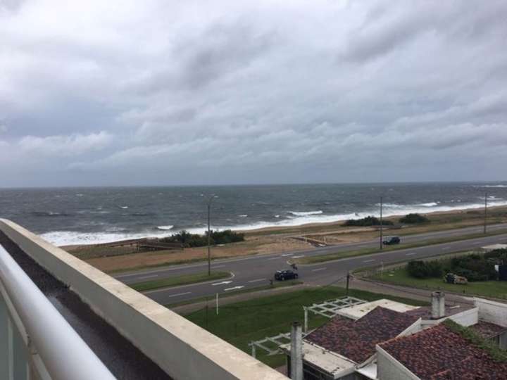 Apartamento en venta en Rambla Doctor Claudio Williman, Punta Del Este