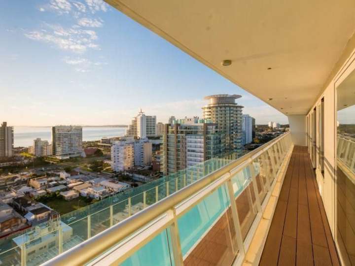 Apartamento en venta en Arazati, Punta Del Este