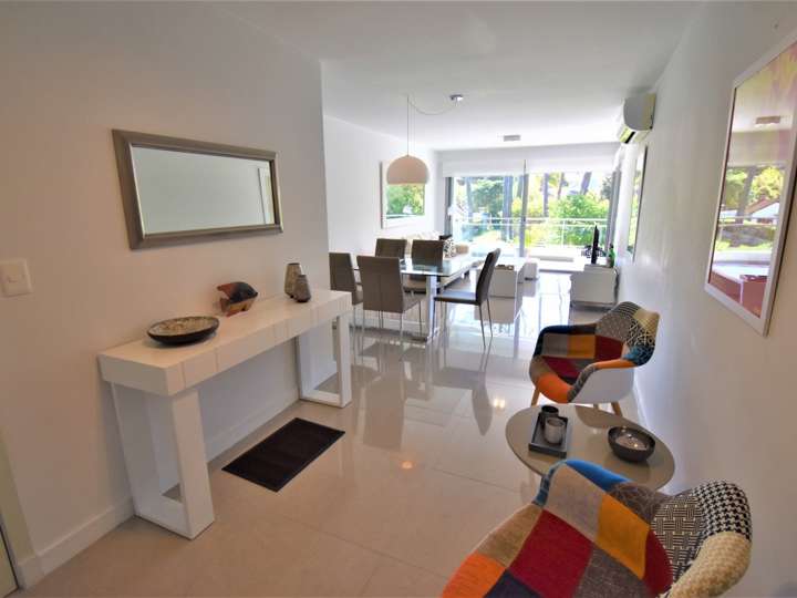 Apartamento en venta en De Las Rosas, San Rafael - El Placer