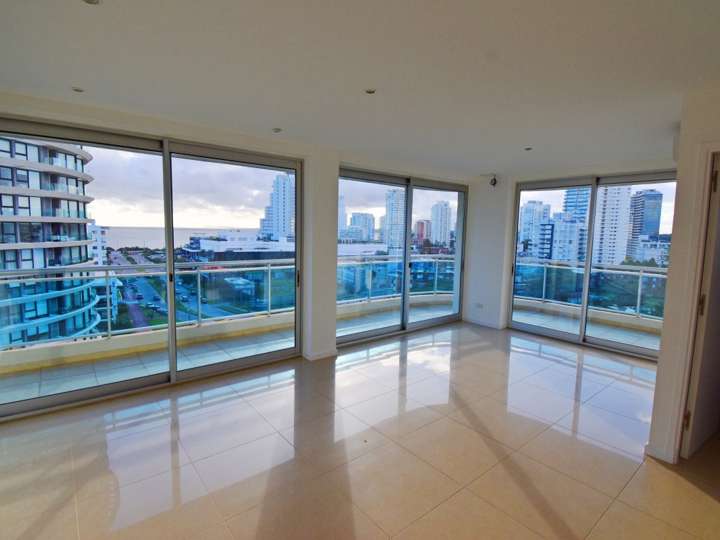Apartamento en venta en Arazati, Punta Del Este