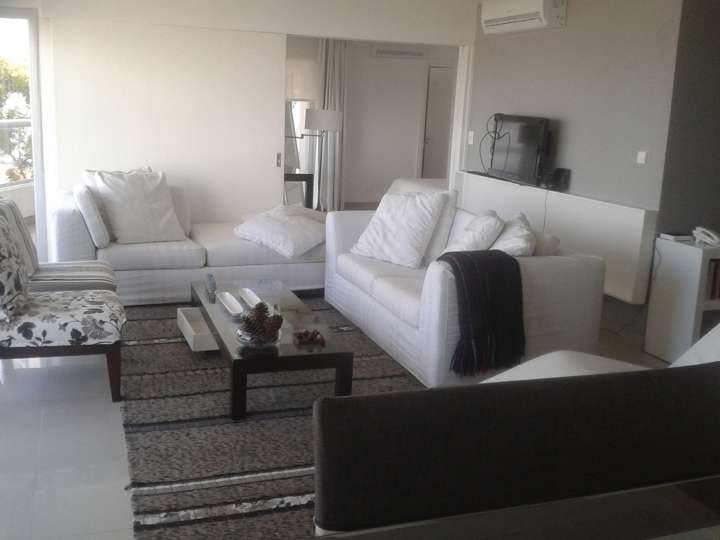 Apartamento en venta en Biarritz, Punta Del Este