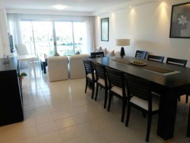 Apartamento en venta en Avenida Del Cabildo, Maldonado