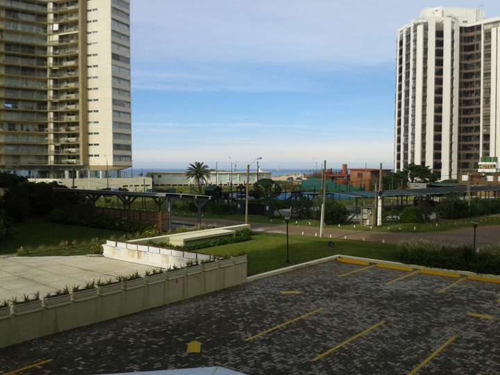 Apartamento en venta en Avenida Chiverta, Punta Del Este