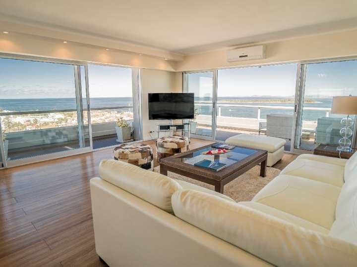 Apartamento en venta en Gorlero, Punta Del Este