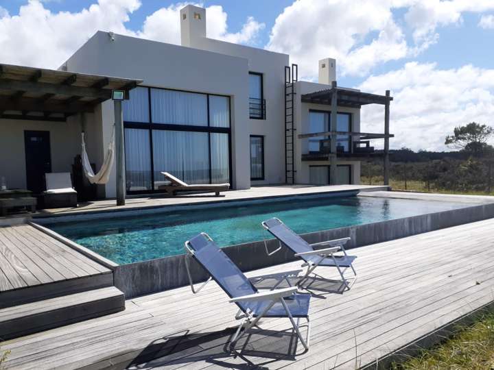 Casa en venta en Punta Ballena