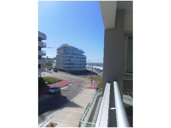 Apartamento en venta en La Salina (Calle 9), Punta Del Este