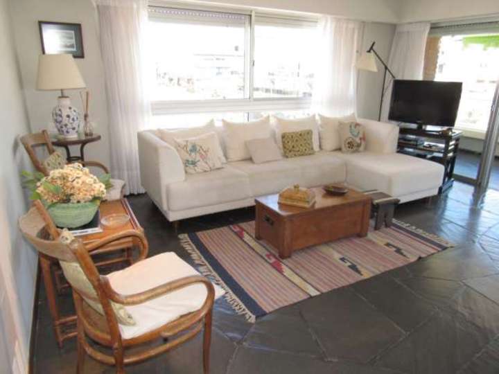 Apartamento en venta en Gorlero, Punta Del Este