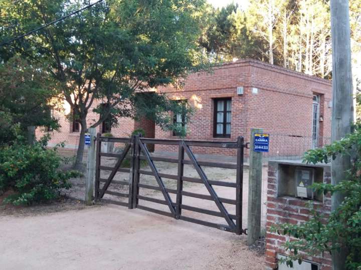 Casa en venta en Pinares, Maldonado