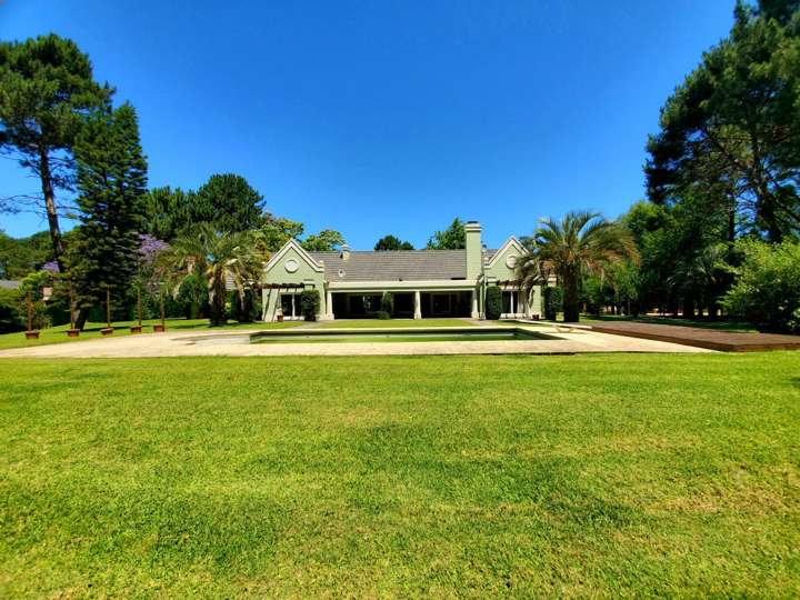 Casa en venta en Pinares, Maldonado