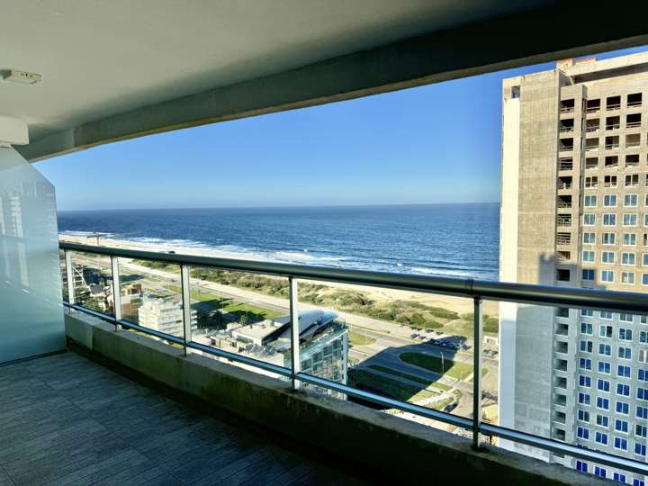 Apartamento en venta en Guanabara, Punta Del Este