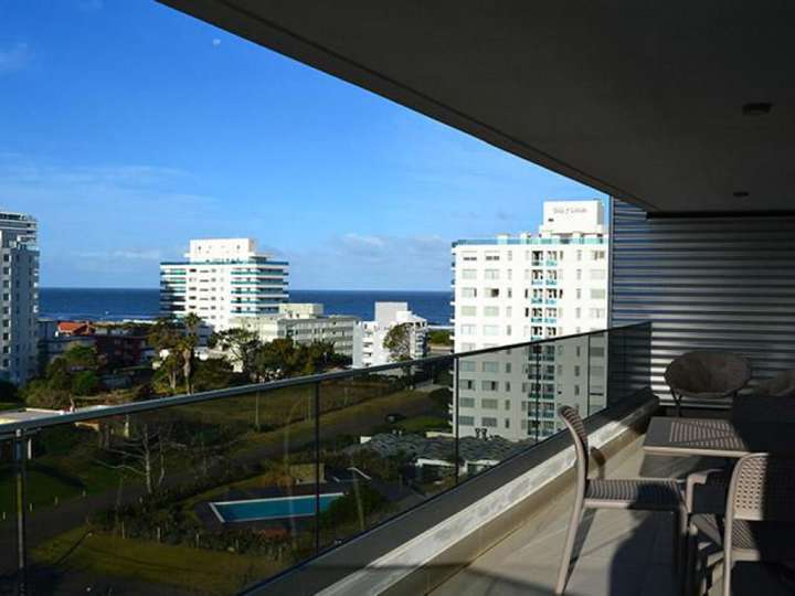 Apartamento en venta en Biarritz, Maldonado