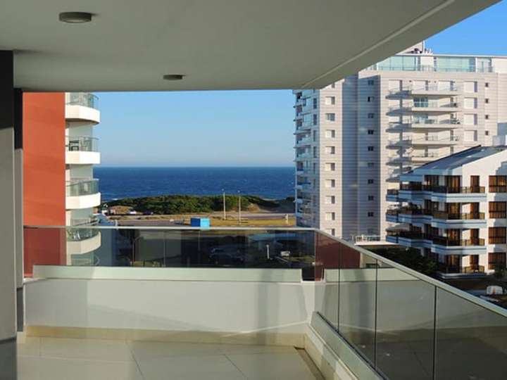 Apartamento en venta en Biarritz, Maldonado