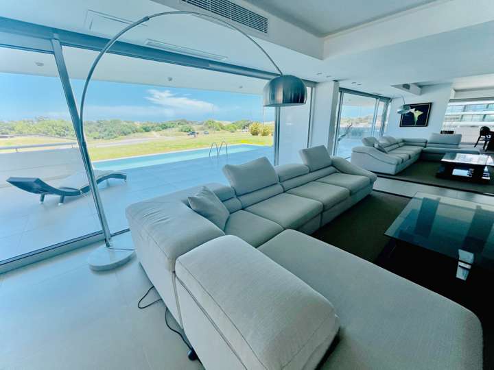 Apartamento en venta en Rambla Lorenzo Batlle Pacheco, Maldonado