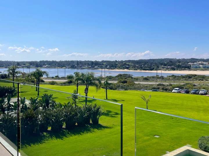 Apartamento en venta en José Belloni, San Rafael - El Placer