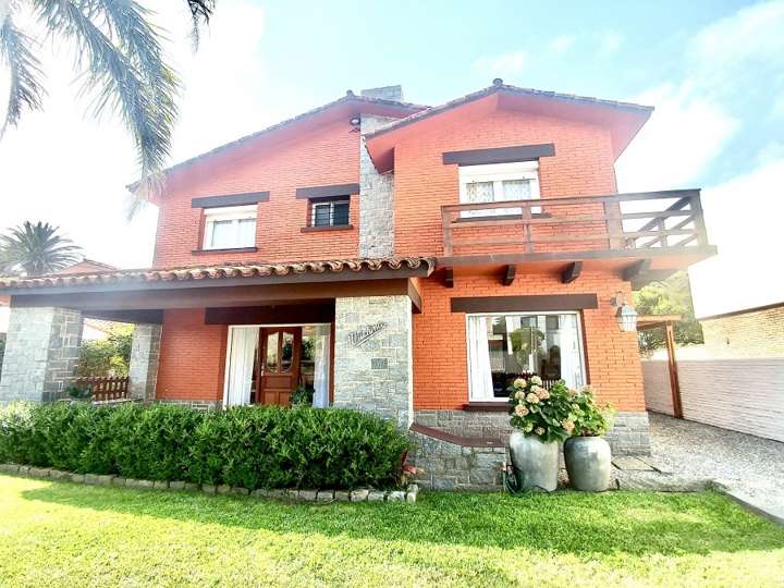 Casa en venta en 2 de Febrero (Calle 10), Maldonado