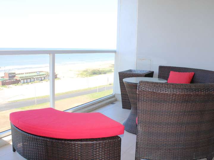 Apartamento en venta en Rambla Lorenzo Batlle, Punta Del Este
