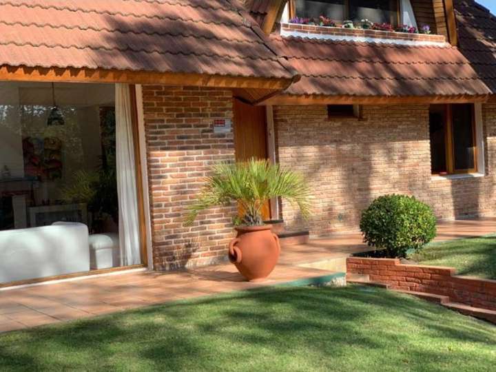 Casa en venta en Pinares, Maldonado