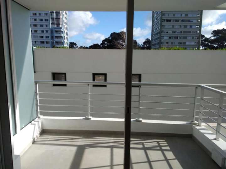 Apartamento en venta en Avenida Franklin Delano Roosevelt, Punta Del Este