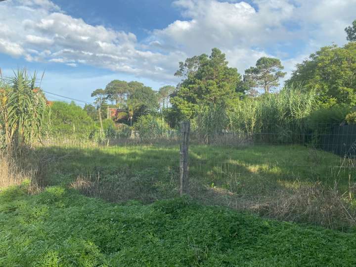 Terreno en venta en Emilio Zola, Punta Del Este