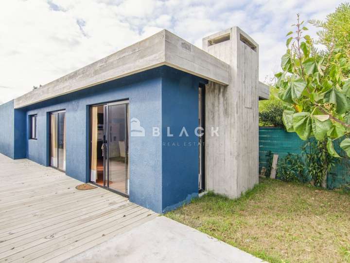 Casa en venta en Rambla General Artigas, Punta Del Este