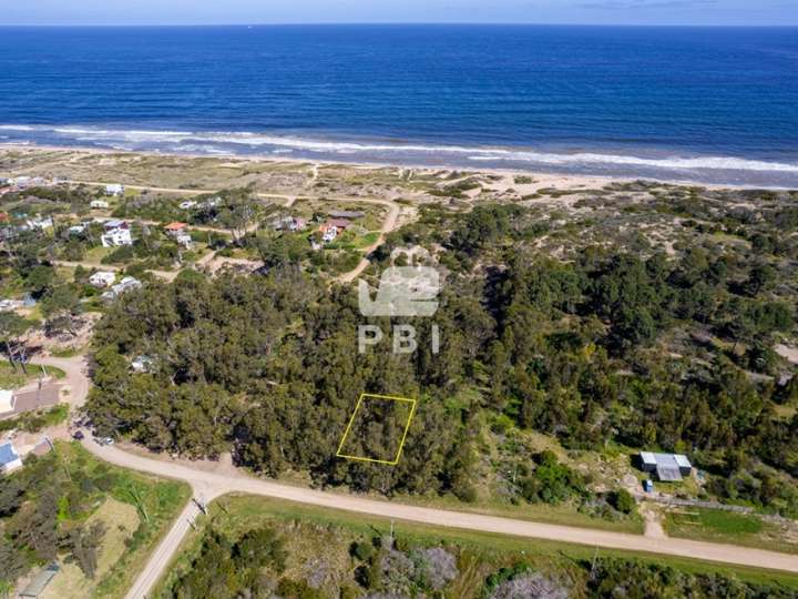 Terreno en venta en Avenida de los Ceibos, Maldonado