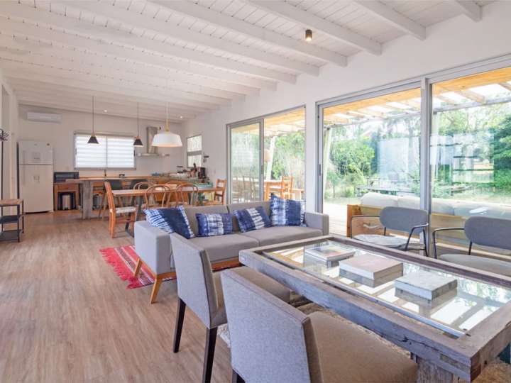 Casa en alquiler en Punta Del Este