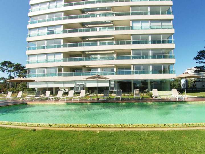 Apartamento en venta en Avenida Franklin Delano Roosevelt, Punta Del Este