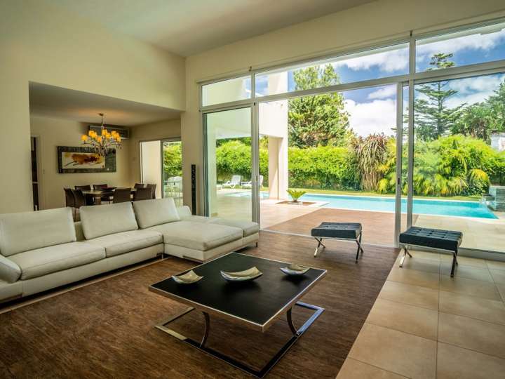 Casa en venta en Bulevar General José Gervasio Artigas, Punta Del Este