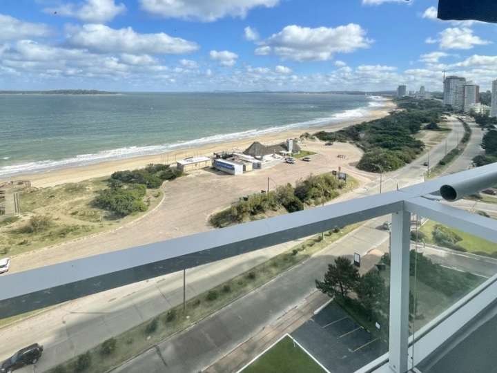 Apartamento en venta en Rambla Doctor Claudio Williman, Punta Del Este