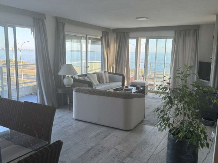 Apartamento en venta en Isla de Gorriti, Punta Del Este
