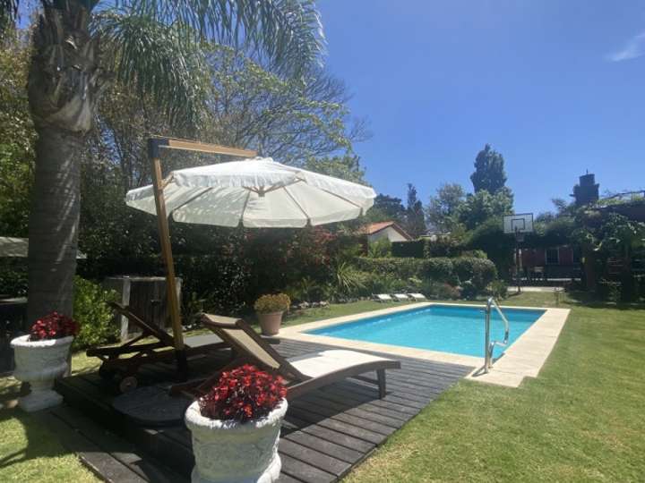 Casa en alquiler en Solymar, Canelones