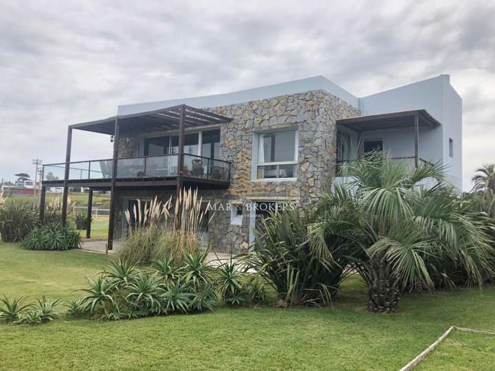 Casa en venta en Rambla General Artigas, Punta Del Este