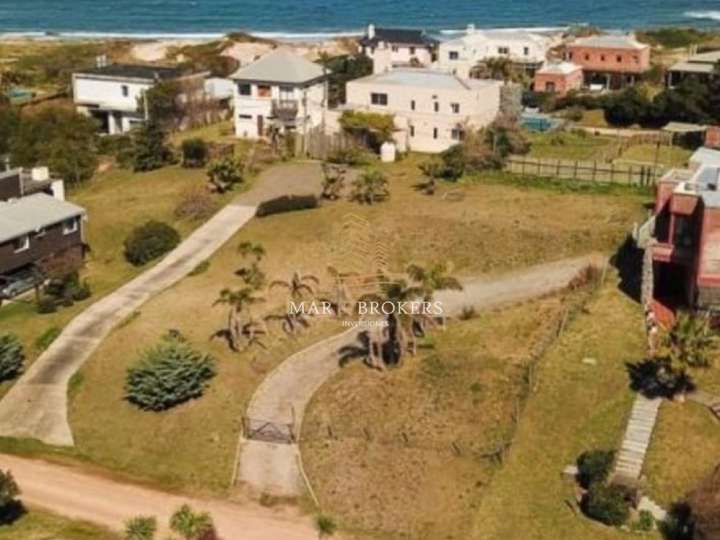 Terreno en venta en Rambla General Artigas, Punta Del Este