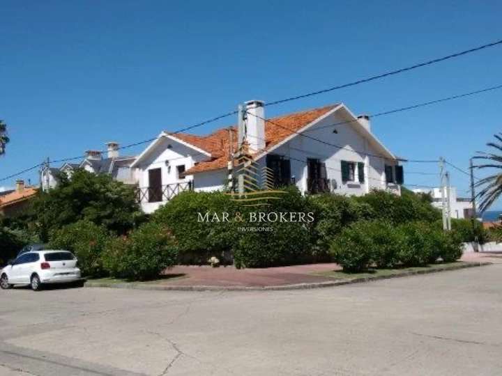 Casa en venta en Rambla General Artigas, Punta Del Este