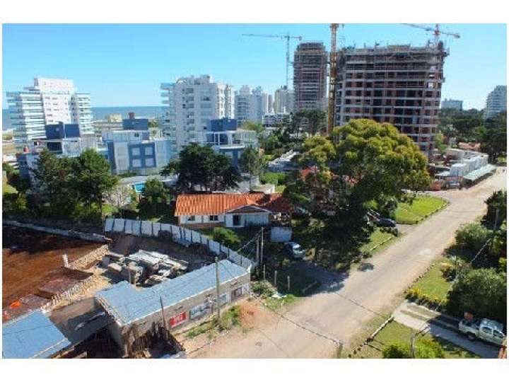 Apartamento en venta en Punta Del Este