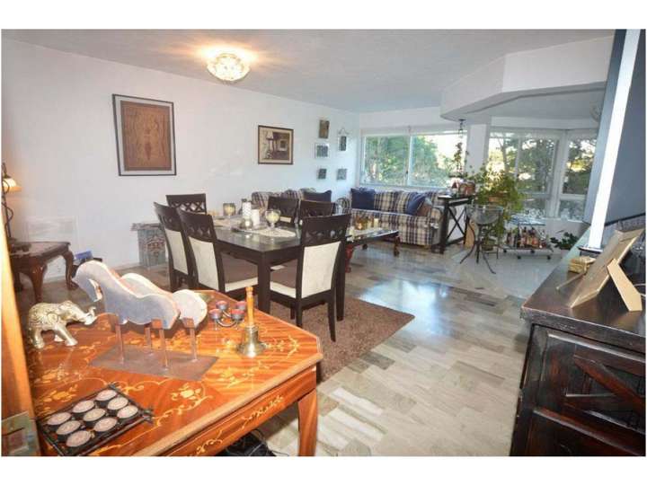 Apartamento en venta en Estacionamiento Devoto, Punta Del Este