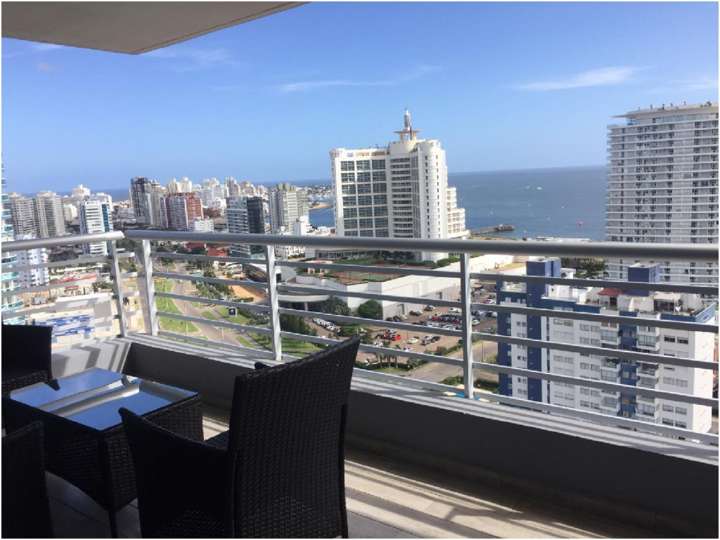 Apartamento en venta en Bulevar General José Gervasio Artigas, Punta Del Este
