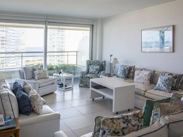 Apartamento en venta en Punta Del Este