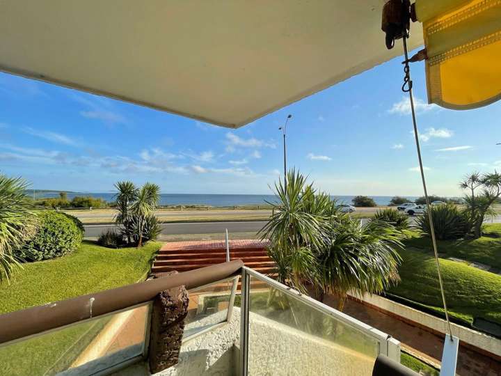 Apartamento en venta en Pinares, Maldonado