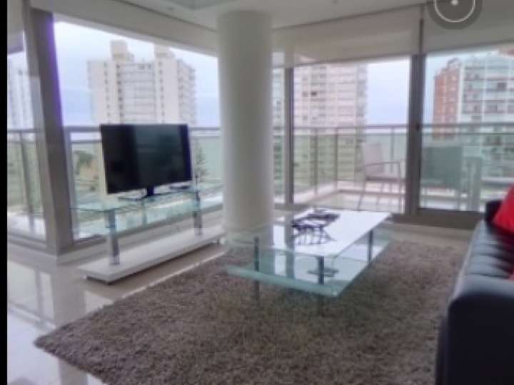 Apartamento en venta en Punta Del Este