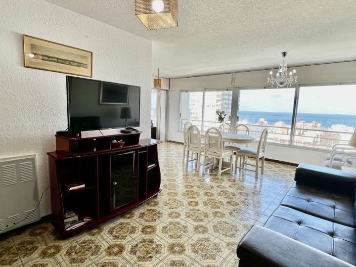 Apartamento en venta en La Galerna (Calle 21), Punta Del Este