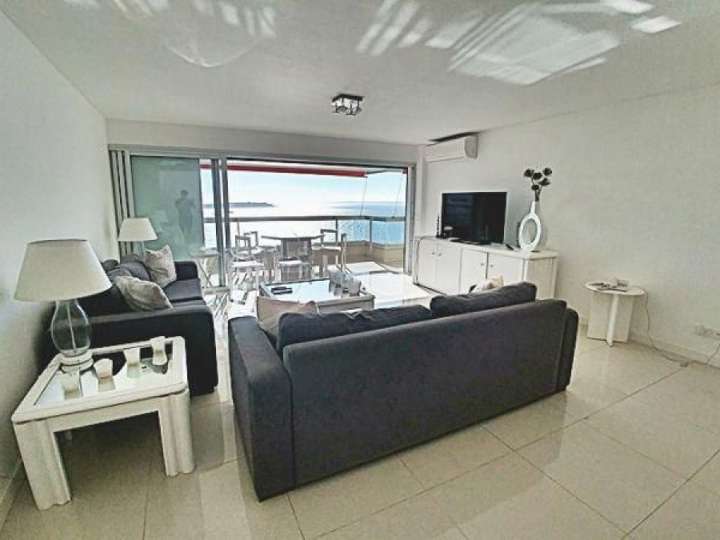 Apartamento en venta en Punta Del Este