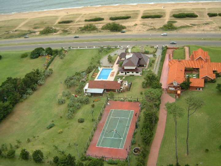 Casa en venta en Rambla Doctor Claudio Williman, Maldonado