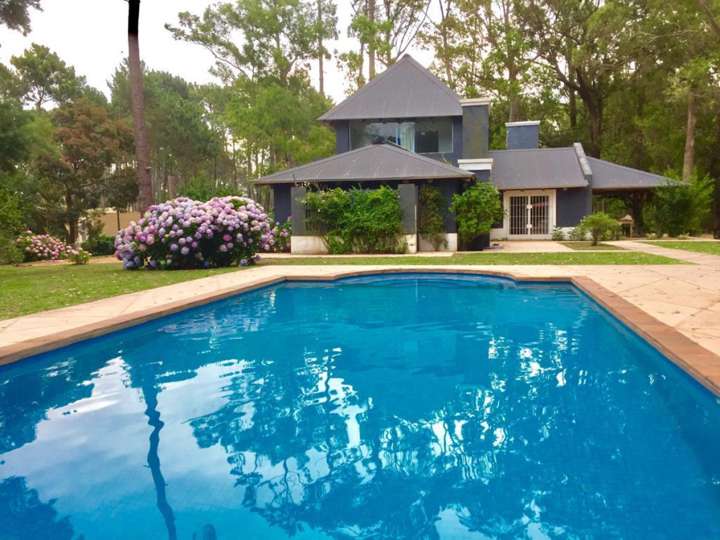 Casa en venta en Pinares, Maldonado