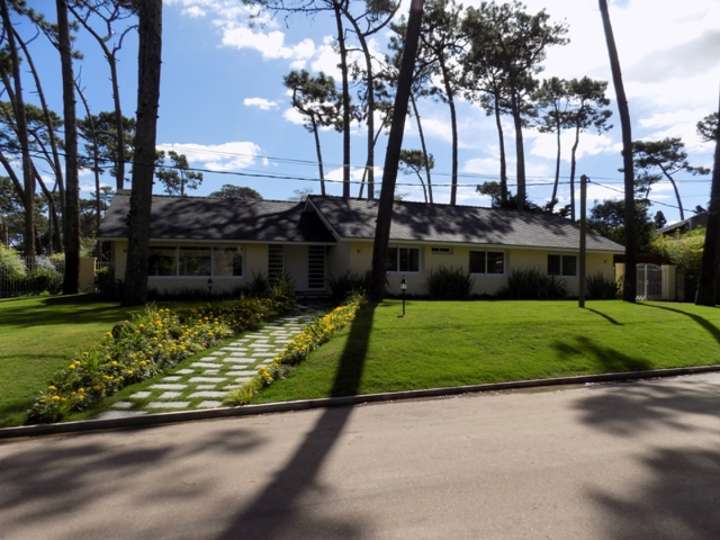 Casa en venta en Melo, Punta Del Este