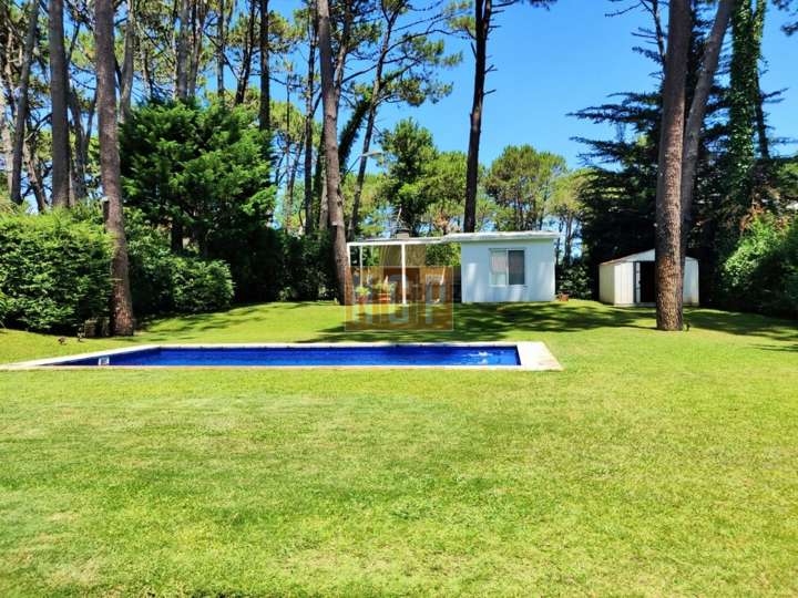 Casa en venta en Rambla General Artigas, Punta Del Este