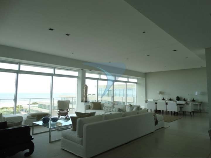 Apartamento en venta en Punta Del Este