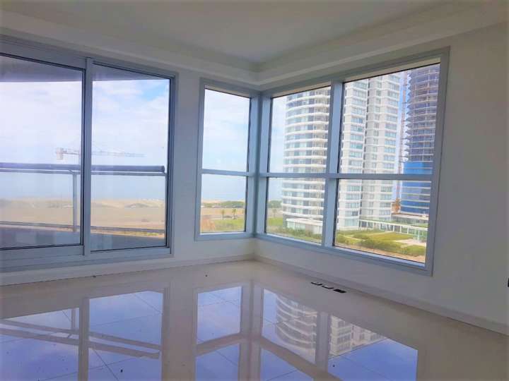 Apartamento en venta en Punta Del Este