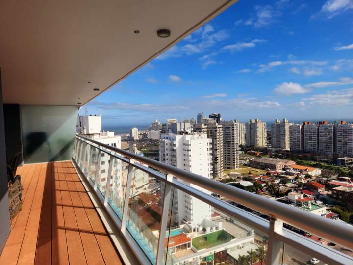 Apartamento en venta en Punta Del Este