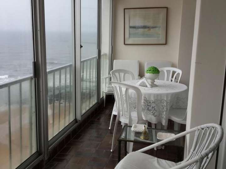 Apartamento en venta en Rambla General Artigas, Punta Del Este